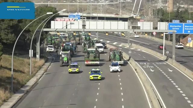 Centenares de tractores llegan a Barcelona