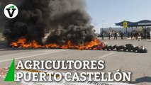 Agricultores bloquean el puerto de Castellón