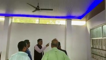 बाजार में 22 कर्मचारी तैनात होने के बाद भी मिला कचरा, नपाध्यक्ष ने लगाई फटकार