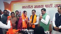 District Panchayat Vice President took membership of BJP