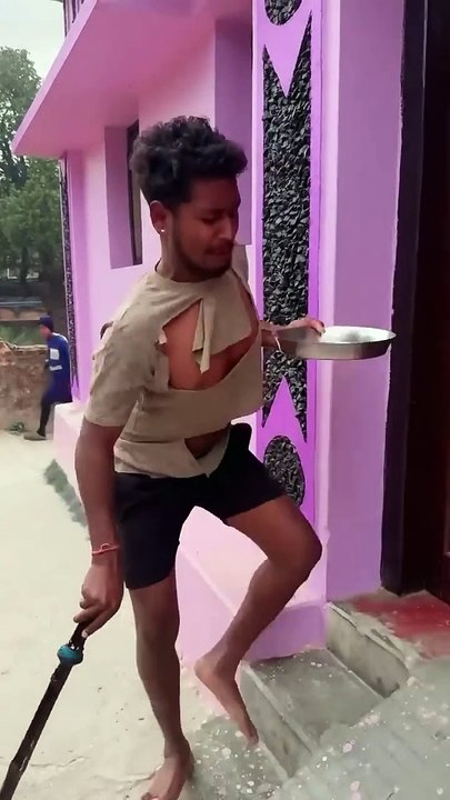 पैसा मांगने का नया तरीका  #comedy #realfools #vikramcomedyvideo #vikramfunnyvideo #vikramkumar