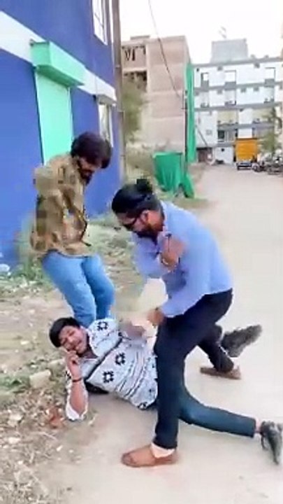 Hum ladke ese hi hote h  #shorts #funny 854p30fps 1001