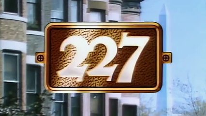 Discover the Hidden Histories in 'Watchmen' with Henry Louis Gates Jr. 🌿