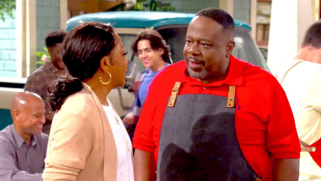 Get an Early Look at CBS's The Neighborhood Season Premiere