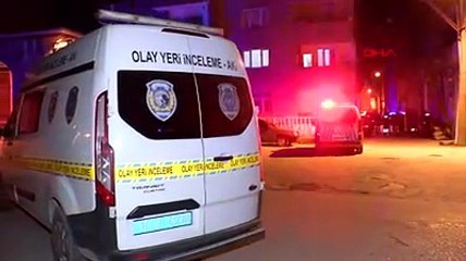 Aile faciası: Anne, baba ve kardeşini katletti