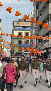 Rajasthan News : जब अजमेर की दरगाह बाज़ार से गुज़रा RSS का पथ संचलन, देखें Viral Video