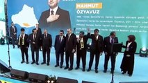 Erdoğan'a yakın olmaya çalışan AK Partililerin saçmaladığı anlar kamerada