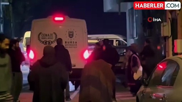 Cinnet getiren adam, 7 yaşındaki çocuğunun gözleri önünde anne, baba ve kardeşini tüfekle öldürdü