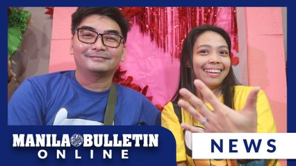 'Yes, I do!': Couple just got engaged during the MRT-3 'Love Train'
