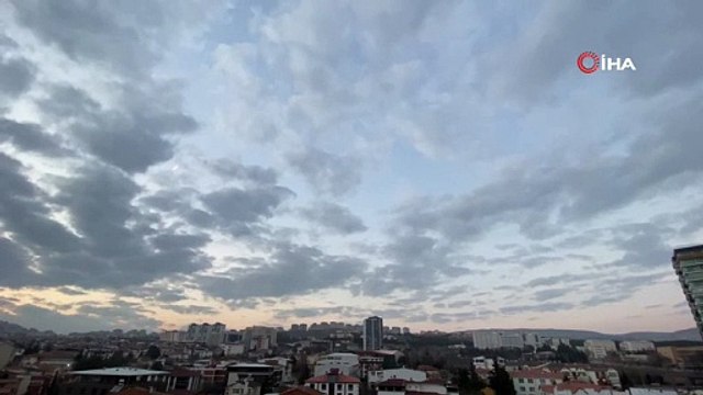 Gökyüzünde görsel şölen! Elazığ'da Sirrokümülüs bulutları böyle görüntülendi