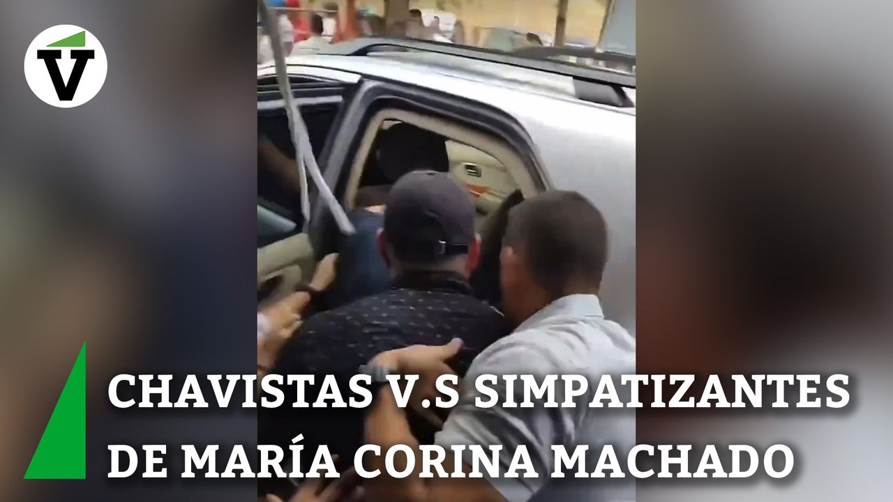 Chavistas atacan con "palos y piedras" a simpatizantes de María Corina Machado