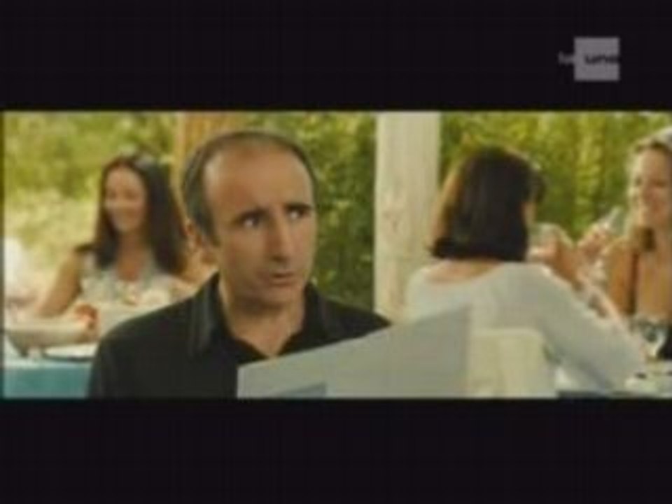 Benoit Poelvoorde dans "Tenue de soirée"