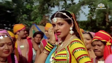 Khalo Peelo Hanslo / Bad Aur Badnaam  (1984) / Lata Mangheskar