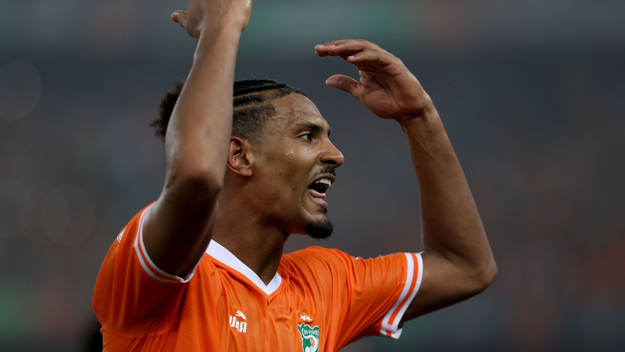 Haller lässt die Zuschauer tanzen - DR Kongo mit bewegender Botschaft