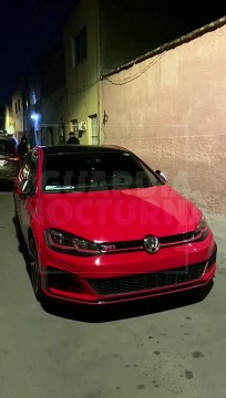 #Preliminar Entre la vida y la muerte tras una agresión a balazos, justo cuando llegaba a su vivienda en la colonia Jardines de Guadalupe, en Guadalajara #GuardiaNocturna