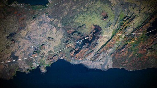 Animated map of Iceland locating Grindavik, facing a new volcanic eruption