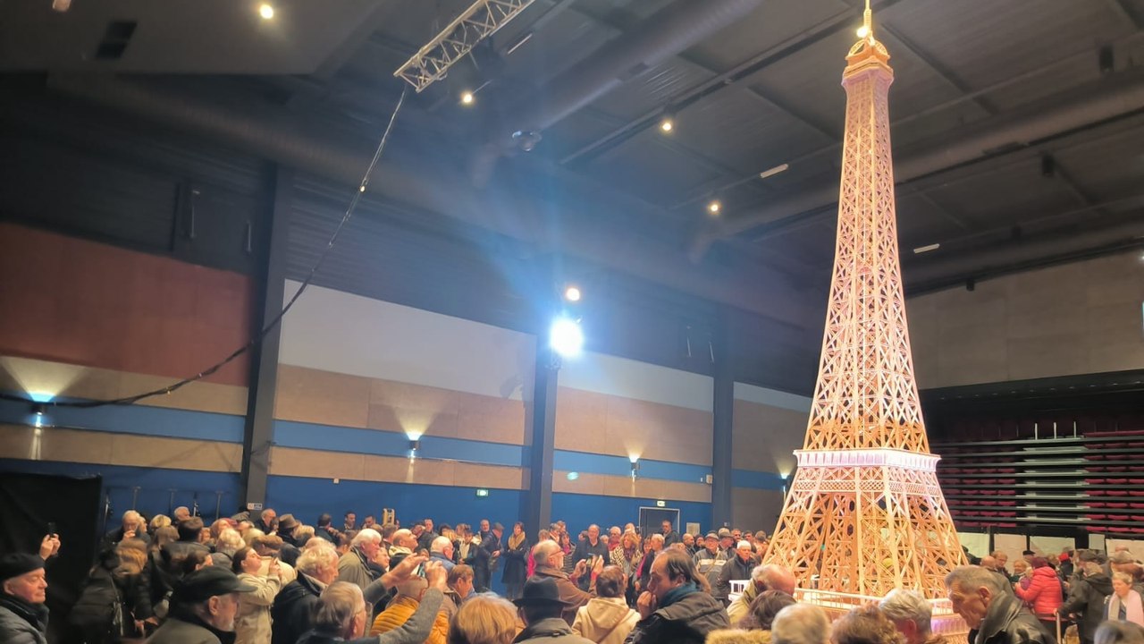 Descalificado El Récord De La Torre Eiffel De C...