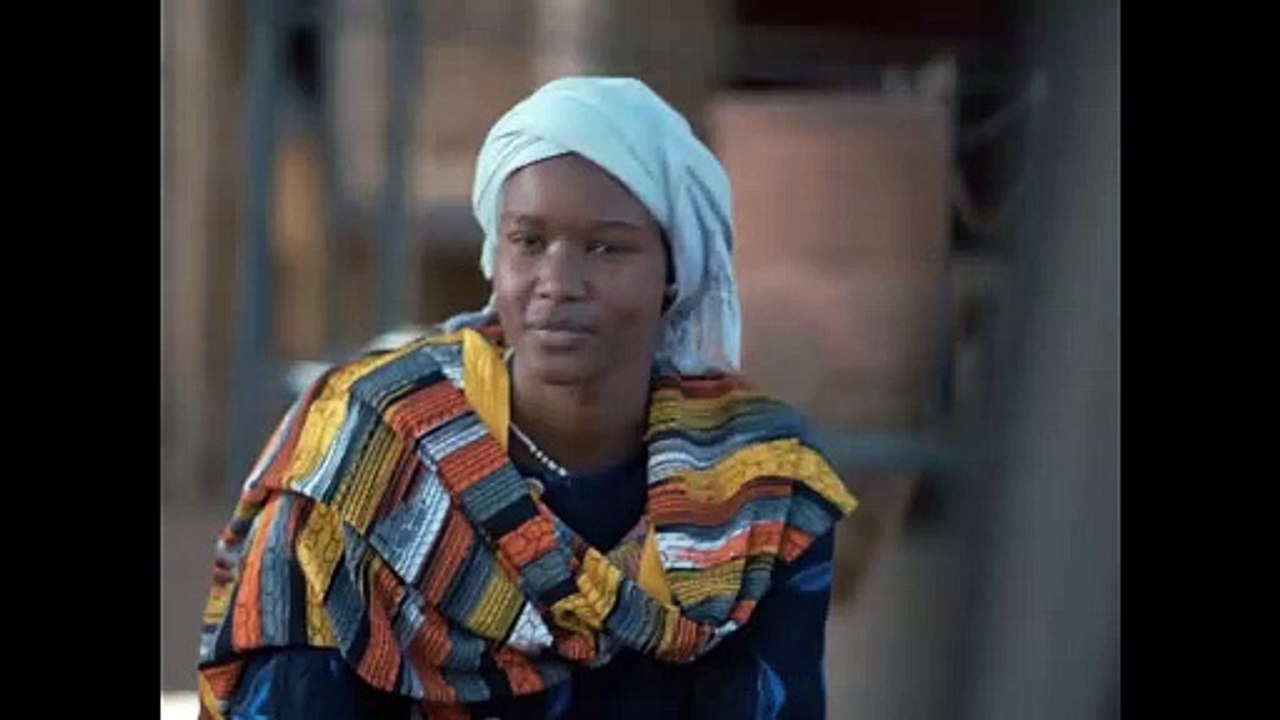 Goodbye Julia Trailer OmeU