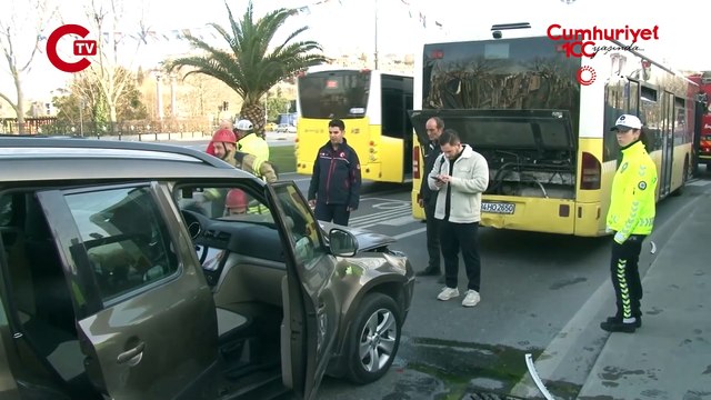 Ünlülerin kuaförü zincirleme kazaya neden oldu!