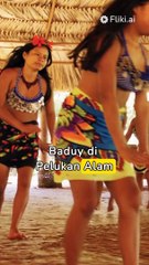 suku-baduy-suku-baduy-adalah-suku-yang-tinggal-di-banten-bagian-selatan.-mereka-terkenal-karena-mem