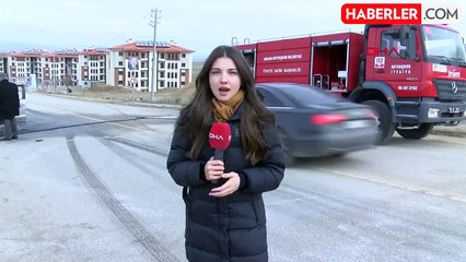 Seyir halinde alev alan hafif ticari araç yandı