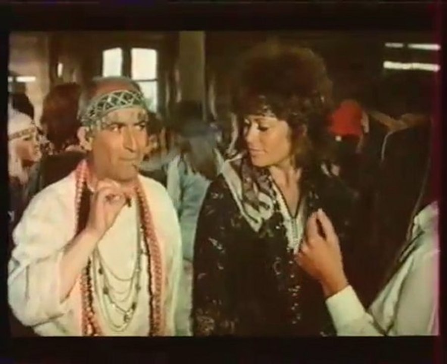 De Funes en baba Cool qui fume un joint