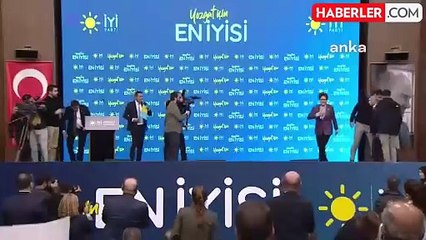 Akşener'in geldiği gün esnaftan İYİ Parti milletvekiline pankartlı borç tepkisi