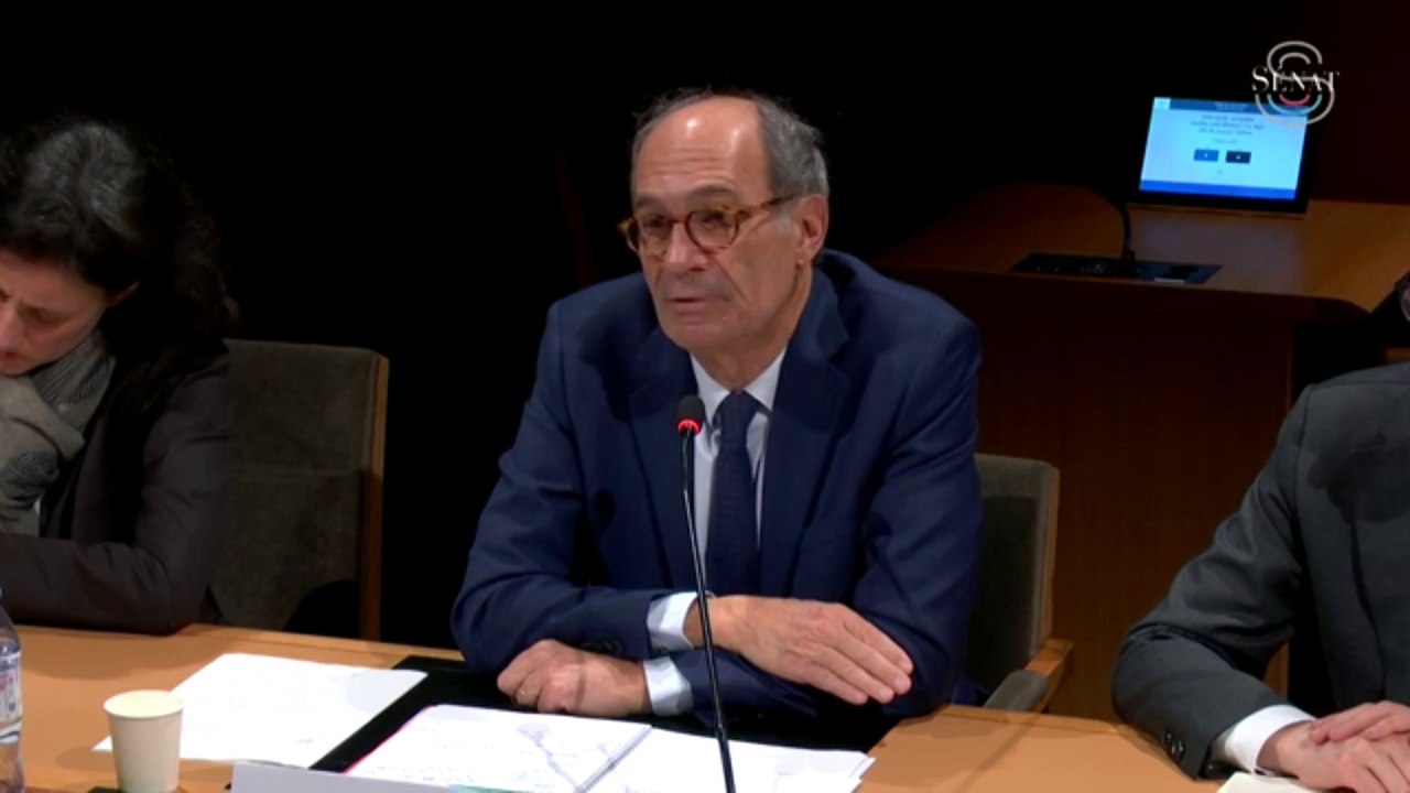 Décentralisation : Eric Woerth désire "retrouver un lien entre le contribuable et le citoyen local"