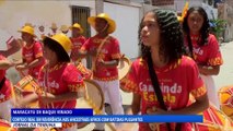 Cortejo real em reverência aos ancestrais Afros com batidas pulsantes