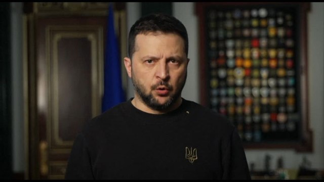 Zelensky: mi aspetto cambiamenti nelle forze armate ucraine