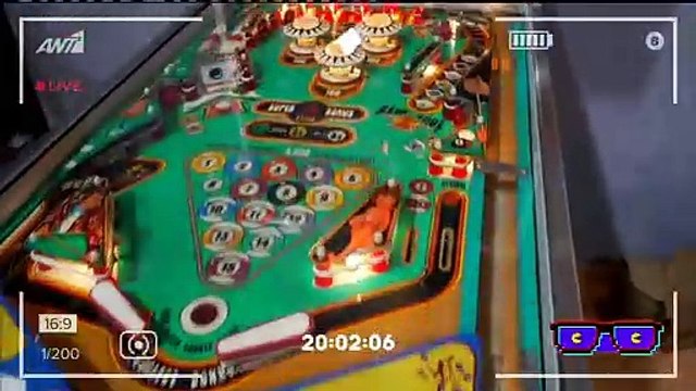 Ράδιο Αρβύλα: Πρεμιέρα για τους Boomers-Το νέο πλατό & η συγγνώμη του Κανάκη: «Η αρρώστια επιμένει»