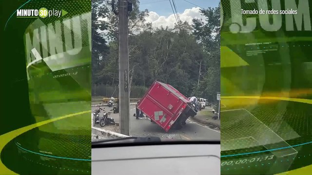 Accidente en los Balsos en tres dos camiones dejó 7 lesionados