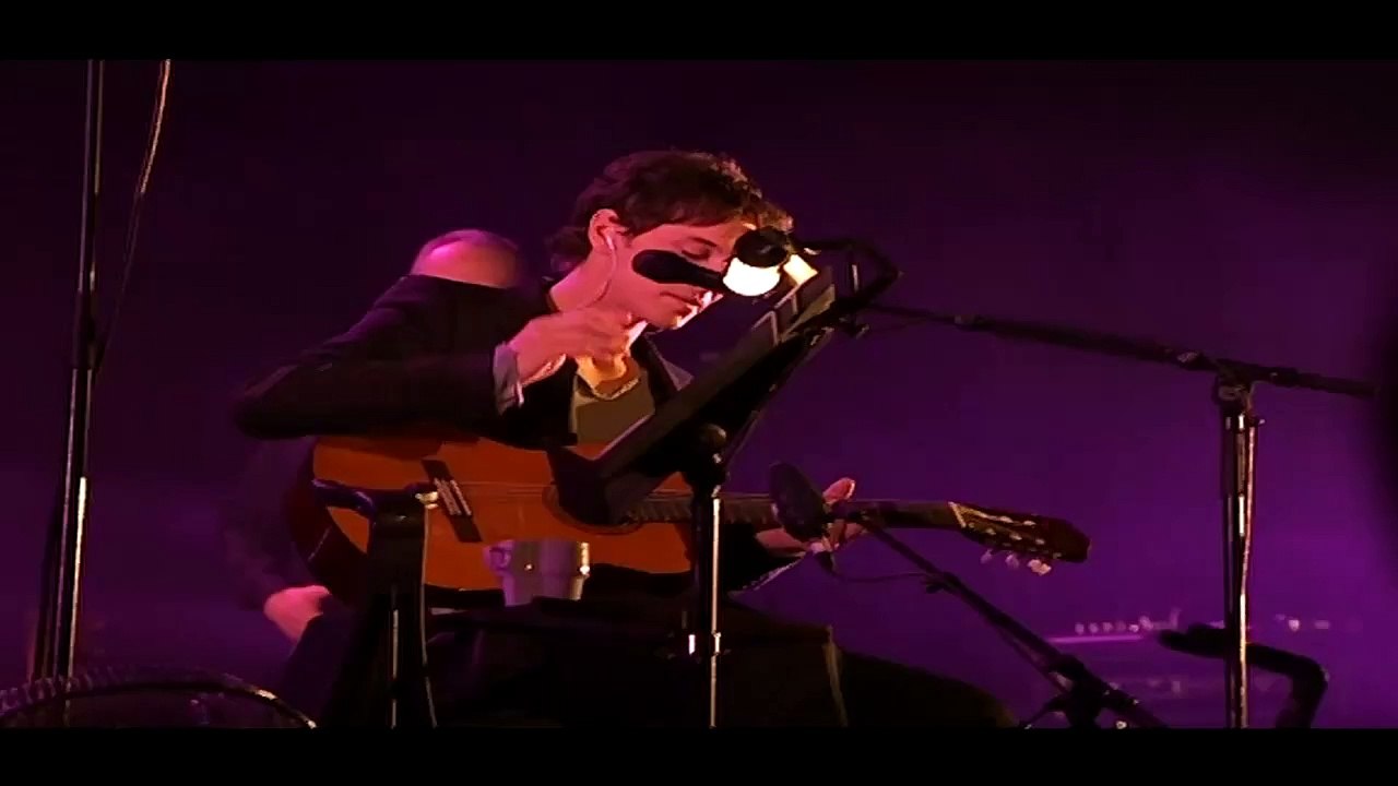 RAPHAEL — “1900” ● RAPHAEL LIVE - RÉSISTANCE À LA NUIT | THÉÂTRE DU CHÂTELET LE 2 OCTOBRE 2006 (CONCERT ACOUSTIQUE) | (DVD2)