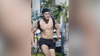 Welsh rugby star Louis Rees-Zammit shares footage from NFL practice camp