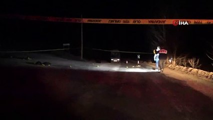 Motosikletli 2 kişiye kanlı infaz