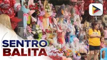 Mga mamimili ng bulaklak para sa Valentine’s Day, nagsimula ng dumagsa sa Dangwa, Maynila