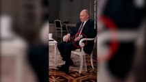 Putin'in röportaj sırasında yaptığı hareket gündem oldu