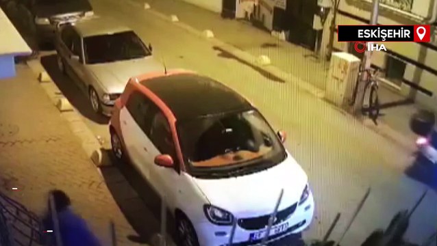 Eskişehir’de bisiklet hırsızlığı güvenlik kamerasında