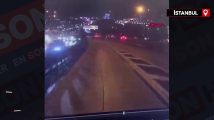 Arızalanan metrobüsü kontrol eden şoföre başka metrobüs çarptı