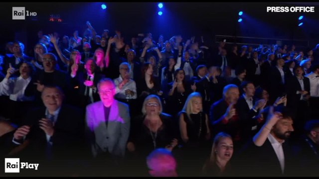 Sanremo, la terza serata incorona Ramazzotti e Russell Crowe