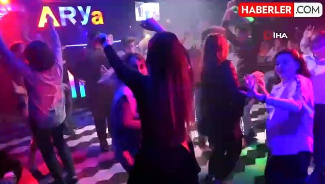 İranlı turistler Van'a akın etti