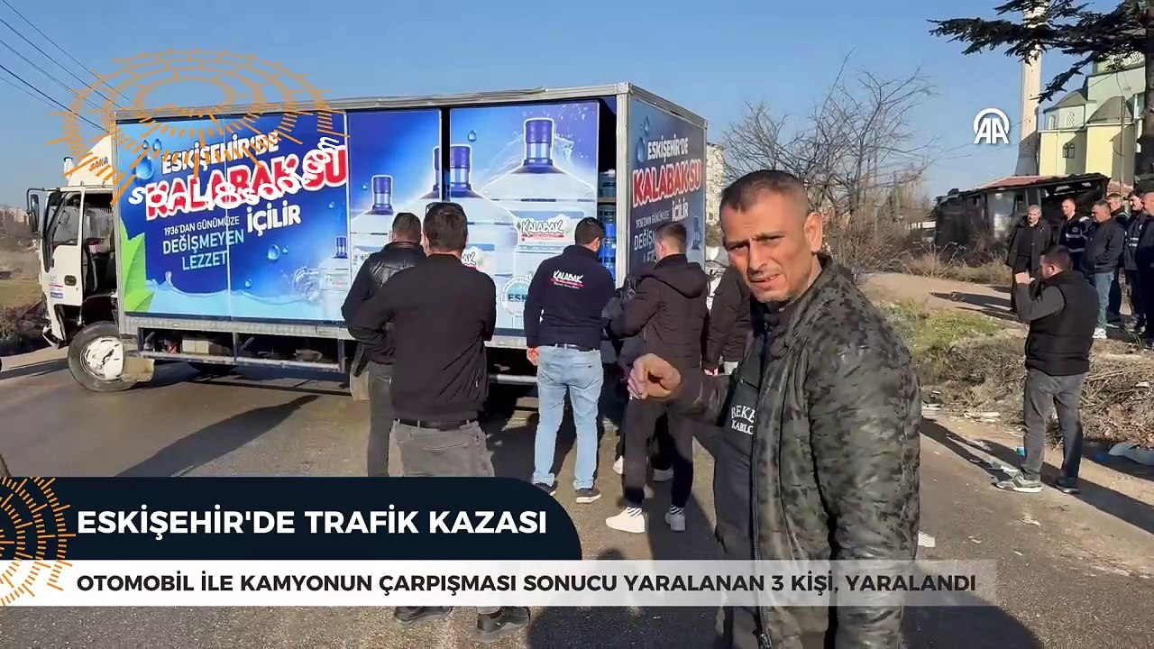 Eskişehir'de otomobil ile kamyonun çarpıştığı kazada 3 kişi yaralandı