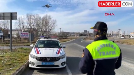 Çerkezköy'de dron destekli trafik denetiminde 2 kaçak göçmen yakalandı