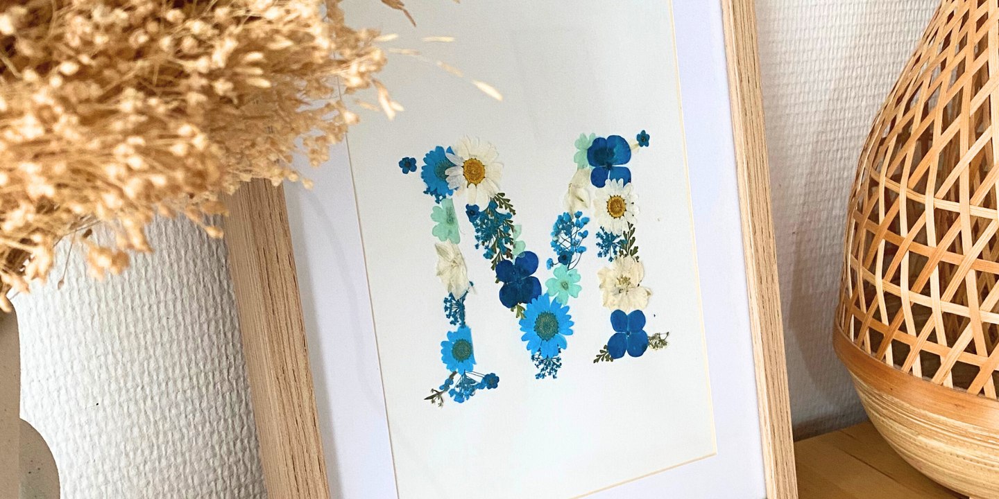 Cadeau de Saint Valentin DIY : on a testé le kit pour faire une lettre en fleurs séchées