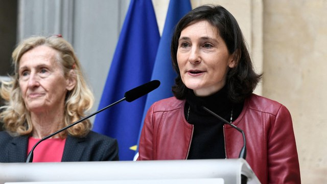 Remaniement ministériel : Amélie Oudéa-Castéra part « la tête haute »