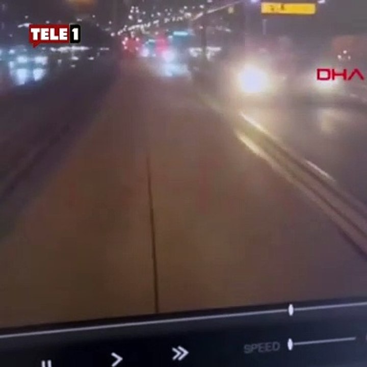 Metrobüsün çarpmasıyla yaralanan metrobüs şoförü hayatını kaybetti