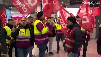 Tải video: Huelga de 23 horas en Cercanías de Madrid con servicios mínimos de entre el 50 y el 75%