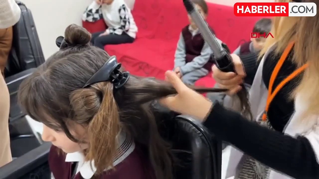 Halk Eğitim Merkezi, öğrencilere güzellik ve saç bakım kursu açtı