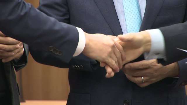월급쟁이 평균연봉 4천214만 원...상위 2만 명 10억 원 육박 / YTN