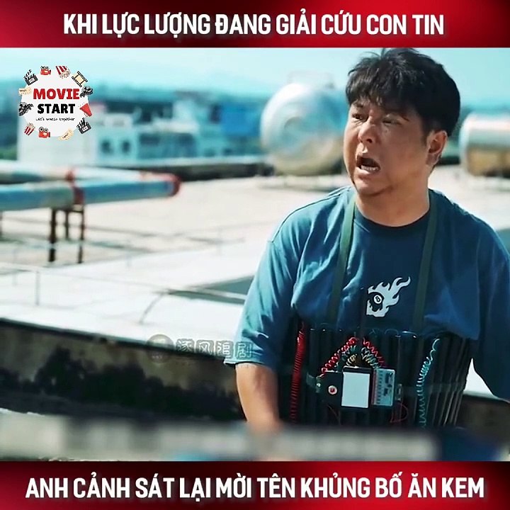 Khi lực lượng đang giải cứu con tin, anh cảnh sát lại mời tên khủng bố ăn kem